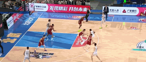 🏀CBA战报：杰曼19+10&三分准绝杀 王哲林空砍19+8 残阵北京加时逆转上海