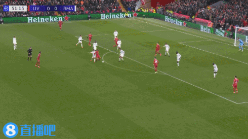 送出助攻⚽布拉德利社媒晒防守姆巴佩照片:享受这场比赛!